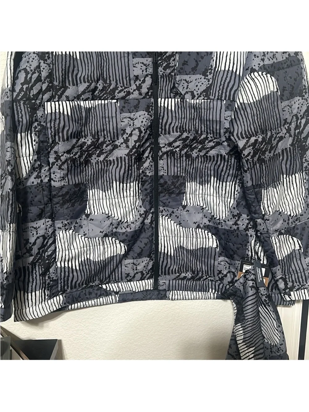 NWT The North Face Long Sleeve Circaloft Abstract Printed Jacket